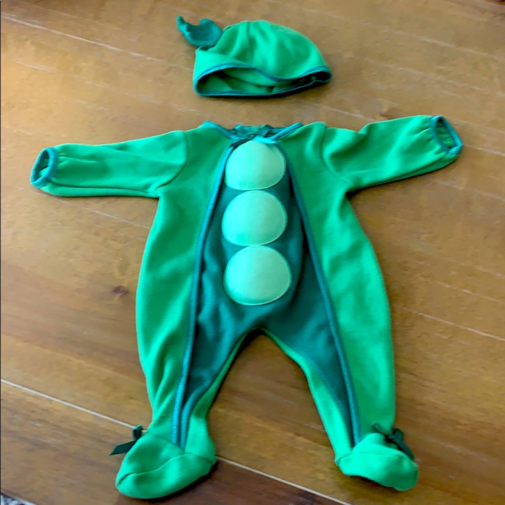 Bitty Baby Pea Pod Halloween costume